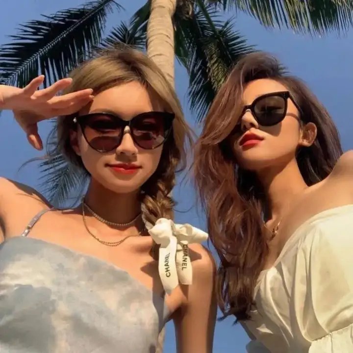 加利和拉特纳 海报